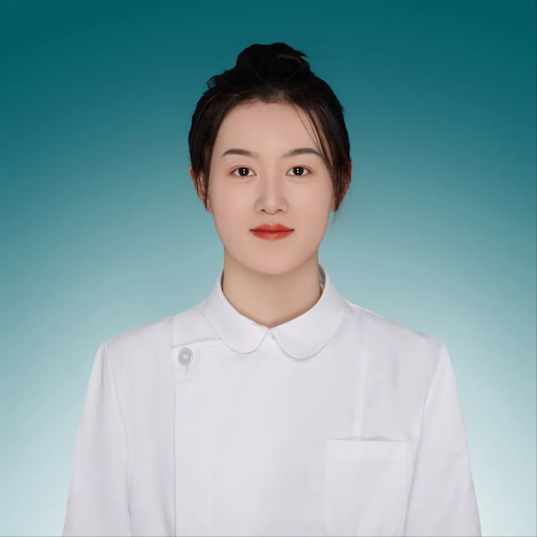 万佩荣.jpg